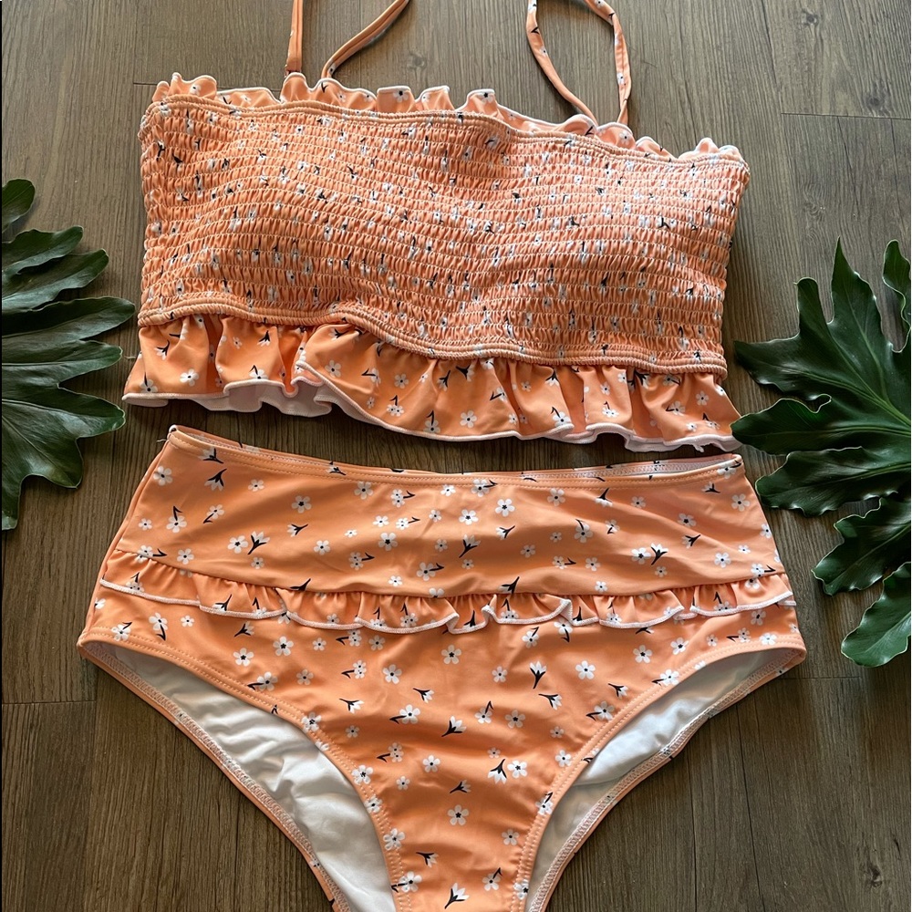 swimsuit. xl. colour. Orange. is very pretty